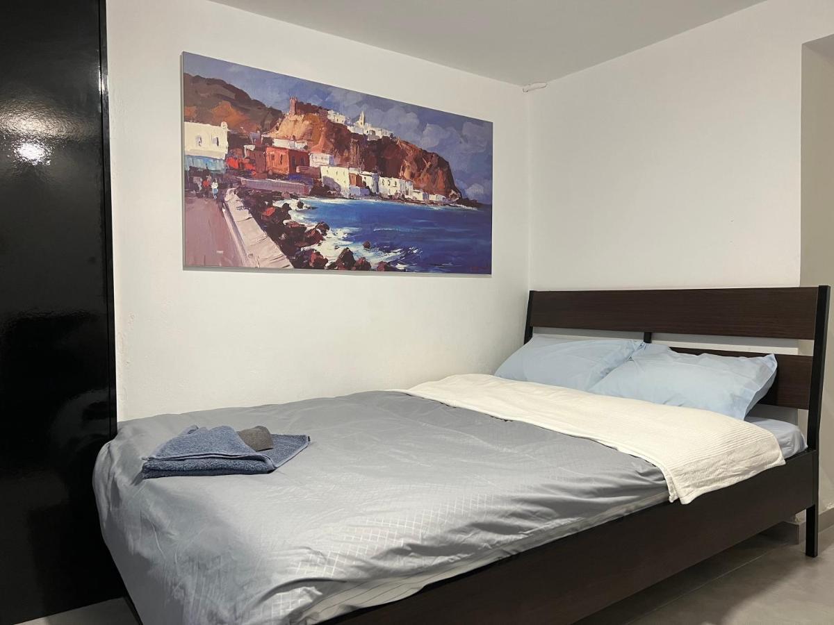 Glyfada Coast Studio Athens Exterior photo